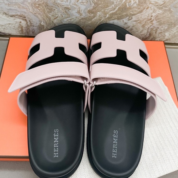 Hermes Calfskin Womens Chypre Rose Cancan Sandals